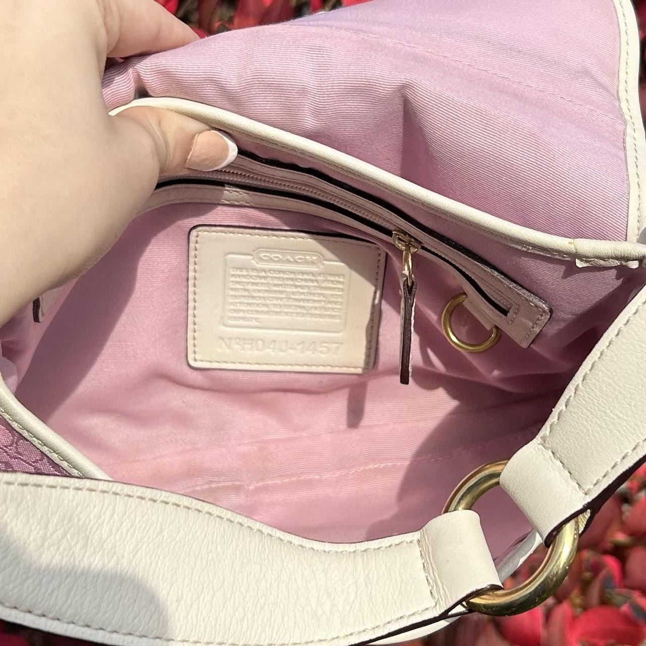 SUPER RARE vintage y2k pink and white coach soho