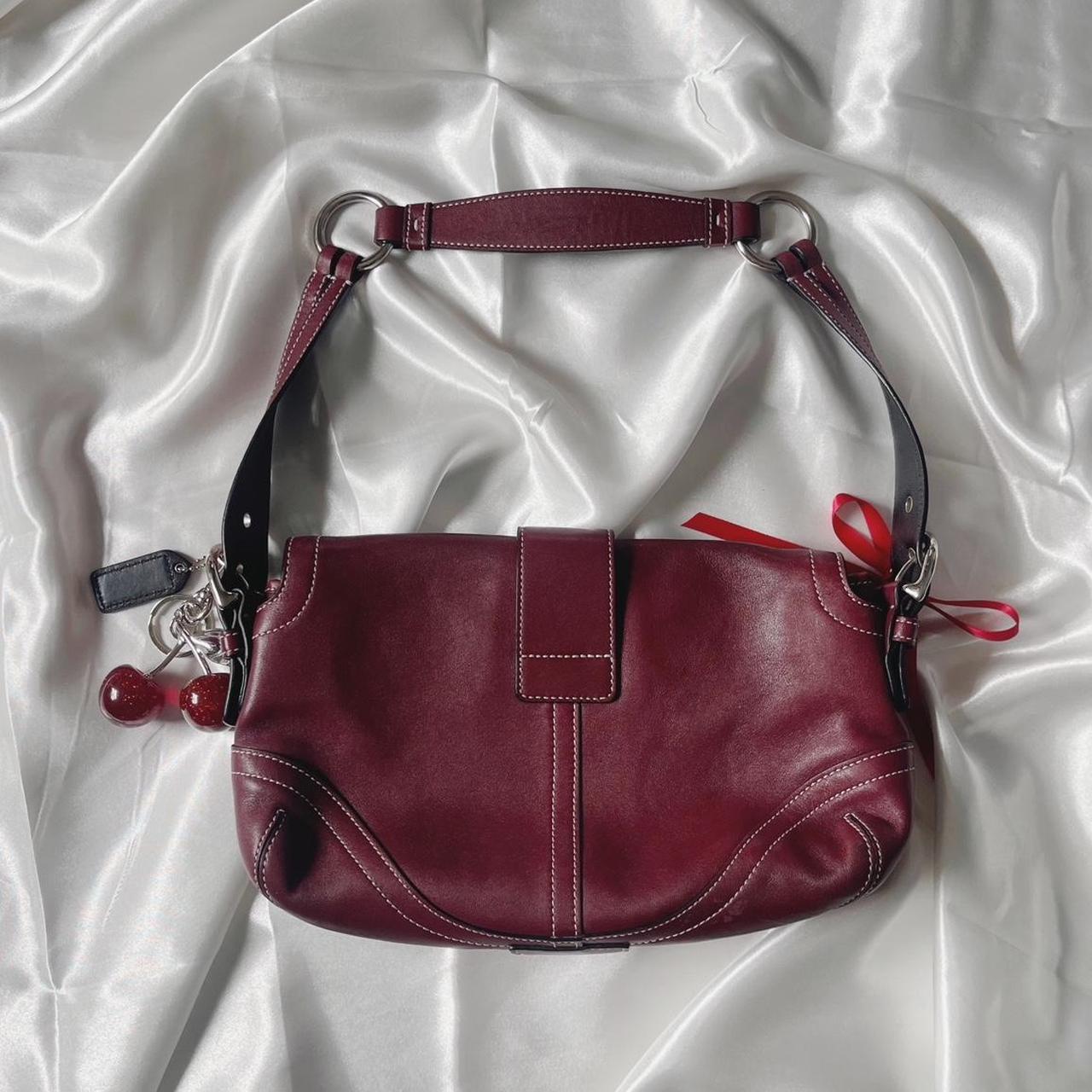 🍒2005 Coach Black Cherry Pocket Soho 🍒