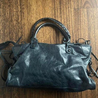 Balenciaga city bag gorgeous