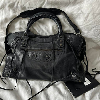 Preowned vintage balenciaga city bag