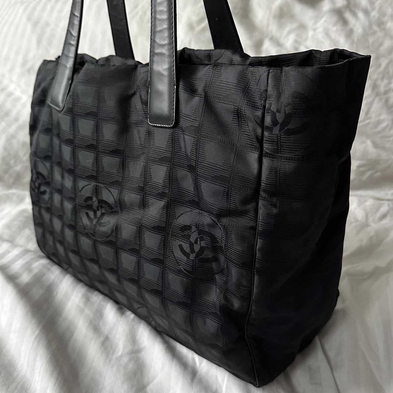 2005 CHANEL NYLON TRAVEL TOTE