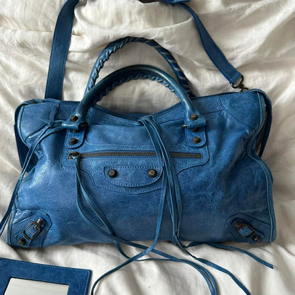 PREOWNED VINTAGE BALENCIAGA ‘FIRST’ CITY BAG